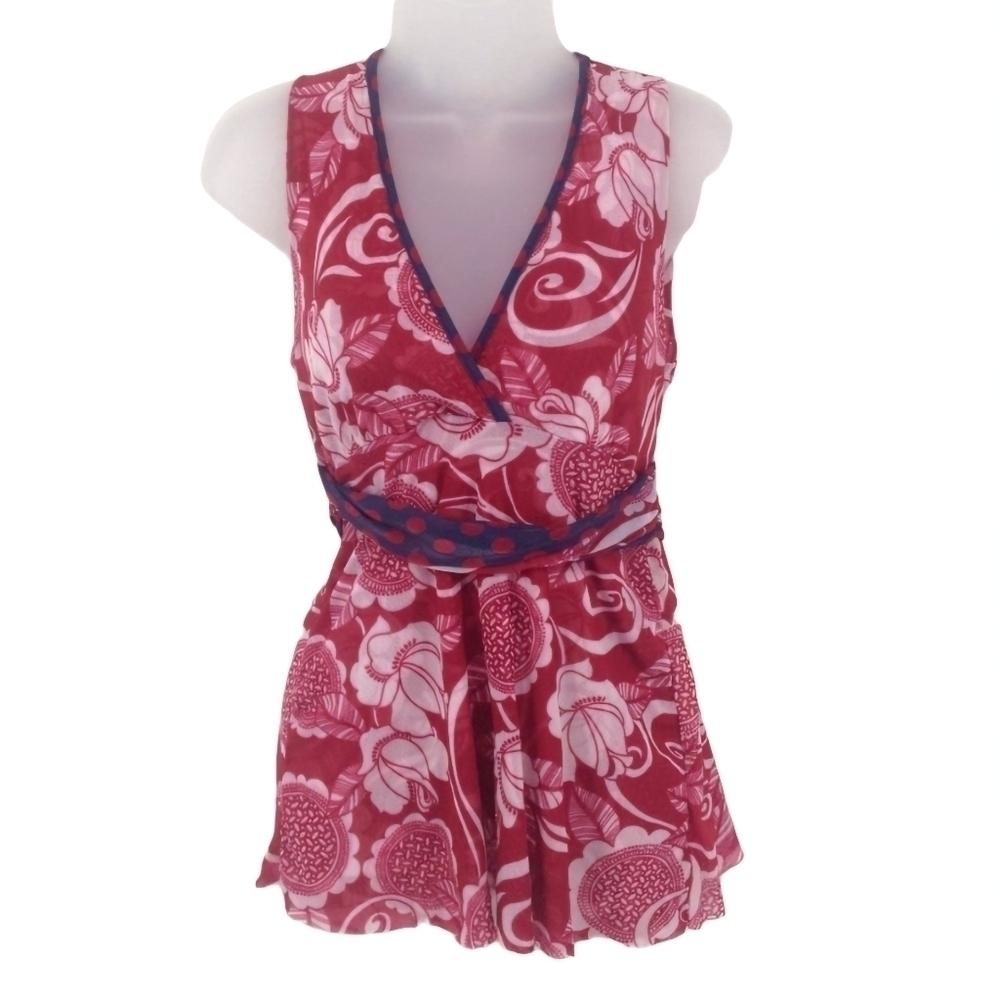 Daisy & Clover Floral 🌻Mesh Deep V Sleeveless‎ Top